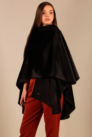 Uxa Cape Baby Alpaca Suri Color Black